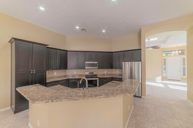 1402 E Laredo St-9874-HDR