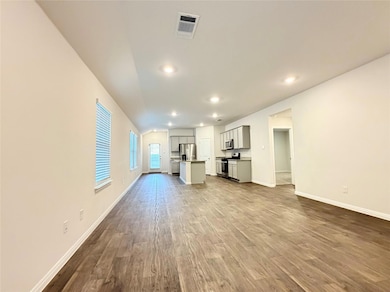 148 Arroyo Sweetwood Cir, Kyle, TX 78640 - photo 4