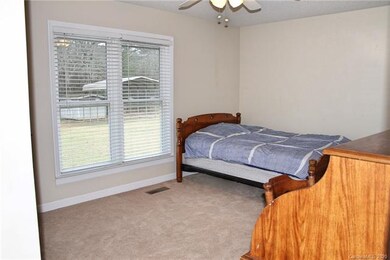 1135 Lawrence Rd, Clover, SC 29710 - photo 7