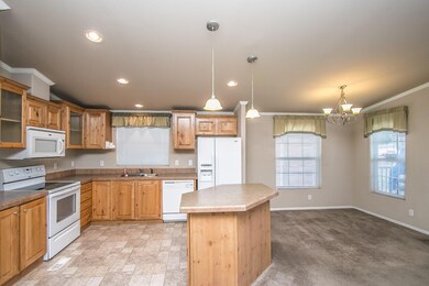 Kitchen/Dining