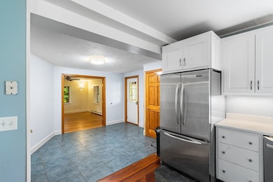 84 High St, Upton, MA 01568 - photo 6