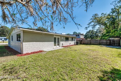 2524 Hugh Edwards Dr, Jacksonville, FL 32210 - photo 7