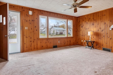 42 Lowell St, Westbrook, ME 04092 - photo 4