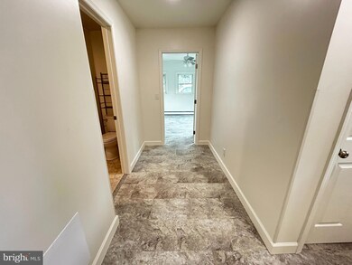 515 Twin County Rd, Honey Brook, PA 19344 - photo 4