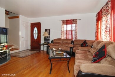 825 Bristol Ave, Westchester, IL 60154 - photo 2