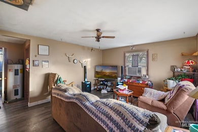 669 Locust St S, Twin Falls, ID 83301 - photo 5