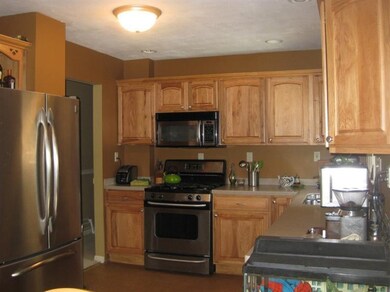 238 Walnut Ln, Crown Point, IN 46307 - photo 4