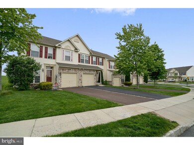 93 N Savanna Dr, Pottstown, PA 19465 - photo 2