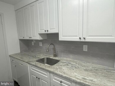 503B Cypress Point Cir, Mount Laurel, NJ 08054 - photo 6