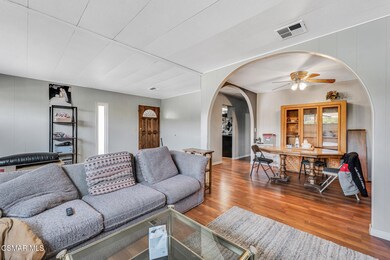 311 Rodgers St - HsHProd-5