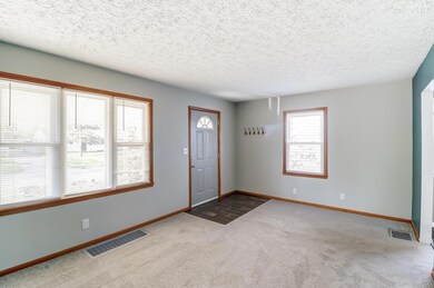 1290 Acton Rd, Columbus, OH 43224 - photo 6