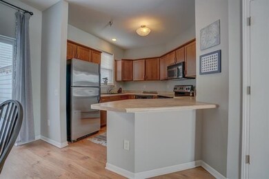 2773 Crinkle Root Dr, Fitchburg, WI 53711 - photo 6