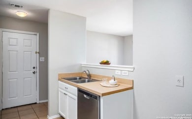 3950 Key Way W, Converse, TX 78109 - photo 6