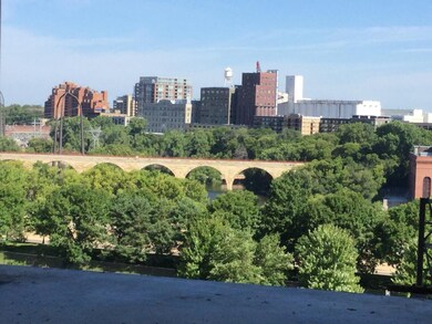 View of the Stone Arch Bridge and river
