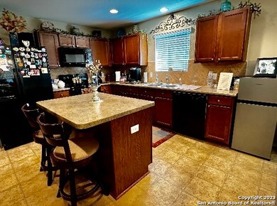 8959 Oakwood Park, San Antonio, TX 78254 - photo 5