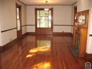 224 SW Woodlawn Ave, Topeka, KS 66606 - photo 5