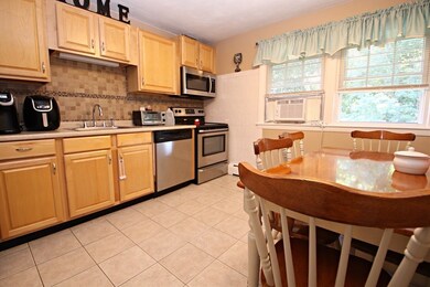 7 Austin Ct unit K, Saugus, MA 01906 - photo 6