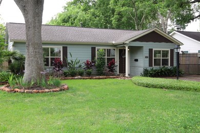 1613 Lamonte Ln, Houston, TX 77018 - photo 3