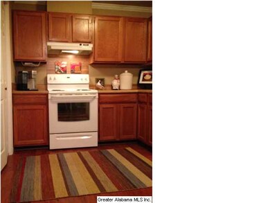 Eat-in kitchen