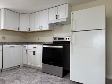 28 Ware St unit 6, Lowell, MA 01851 - photo 2