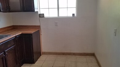 3568 W 5th St, Yuma, AZ 85364 - photo 4