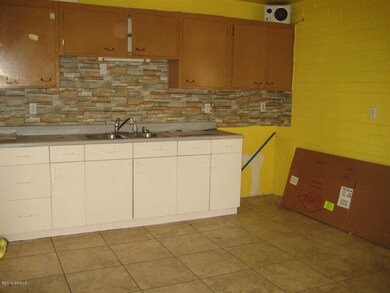 Mulberry kitchen