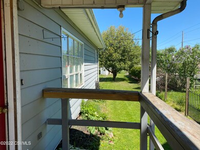 537 E 2nd St, Nescopeck, PA 18635 - photo 4