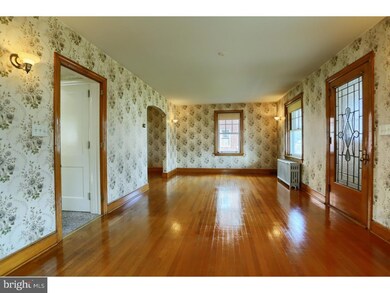 209 E Noble Ave, Shoemakersville, PA 19555 - photo 6