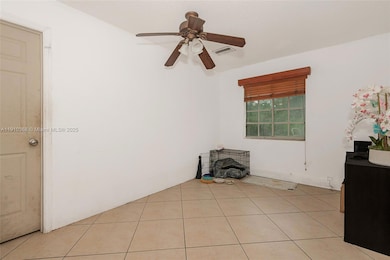 18890 SW 184th St, Miami, FL 33187 - photo 5
