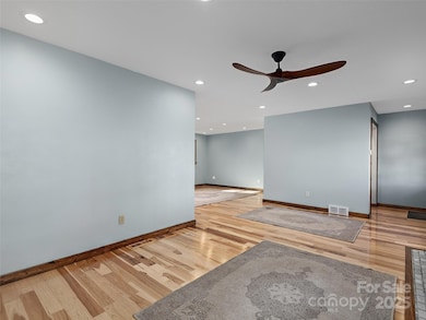 133 Axley St, Canton, NC 28716 - photo 5