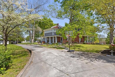 08-South Main-8
