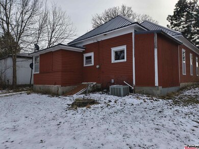 528 9th St, Pawnee City, NE 68420 - photo 4