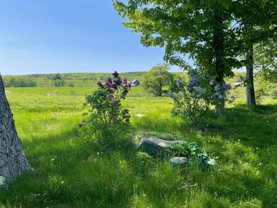 331 Old Codding Rd, Putney, VT 05346 - photo 5