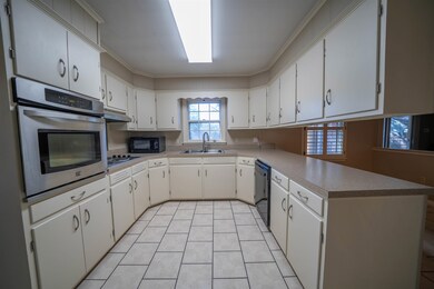 801 S Somerville St, Somerville, TN 38068 - photo 6