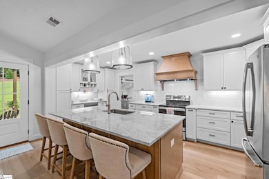 406 Huntington Rd, Easley, SC 29642 - photo 2