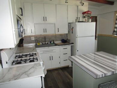 5308 S Baxter Ln, Janesville, WI 53546 - photo 7