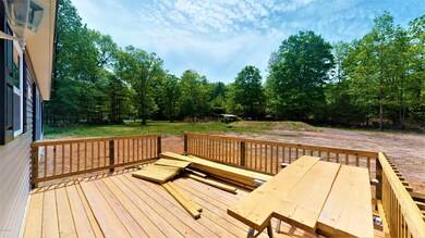 825 Milford Rd, Dingmans Ferry, PA 18328 - photo 4