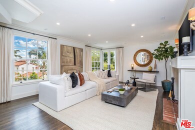 LIVING ROOM W/VIEW