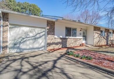 1405 W Beech Dr, Rogers, AR 72756 - photo 2