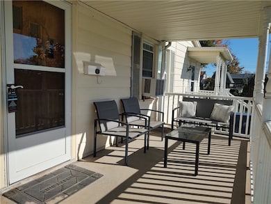 8 Maple St, Seneca Falls, NY 13148 - photo 5