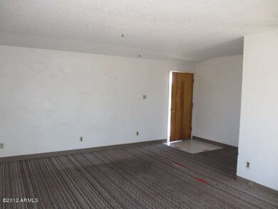 023-108441-Great room to Entry