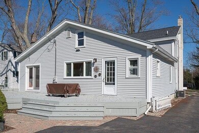 354 Washington St, Chelsea, MI 48118 - photo 4