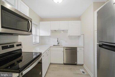 4862 28th St S unit A1, Arlington, VA 22206 - photo 6