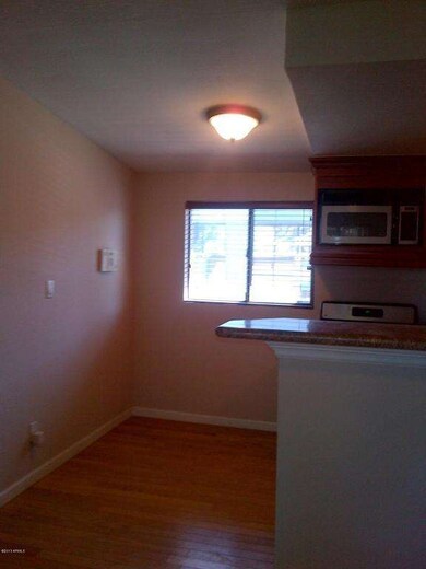 12thStkitcheneatinarea