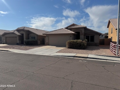 1052 N Hudson Place, Chandler, AZ 85225 - photo 2