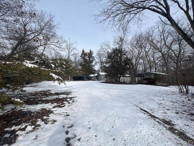 1146 SW Coker Rd, Wakarusa, KS 66546 - photo 4