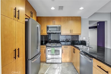 150 The Promenade N unit 409, Long Beach, CA 90802 - photo 3