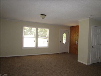 3085 Bethel Lucas Rd, Asheboro, NC 27205 - photo 2