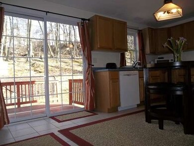 114 Norfolk St, Worcester, MA 01604 - photo 2