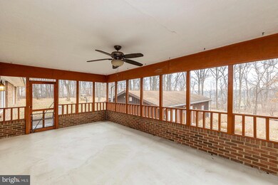 208 Mcguire Rd, Winchester, VA 22603 - photo 3